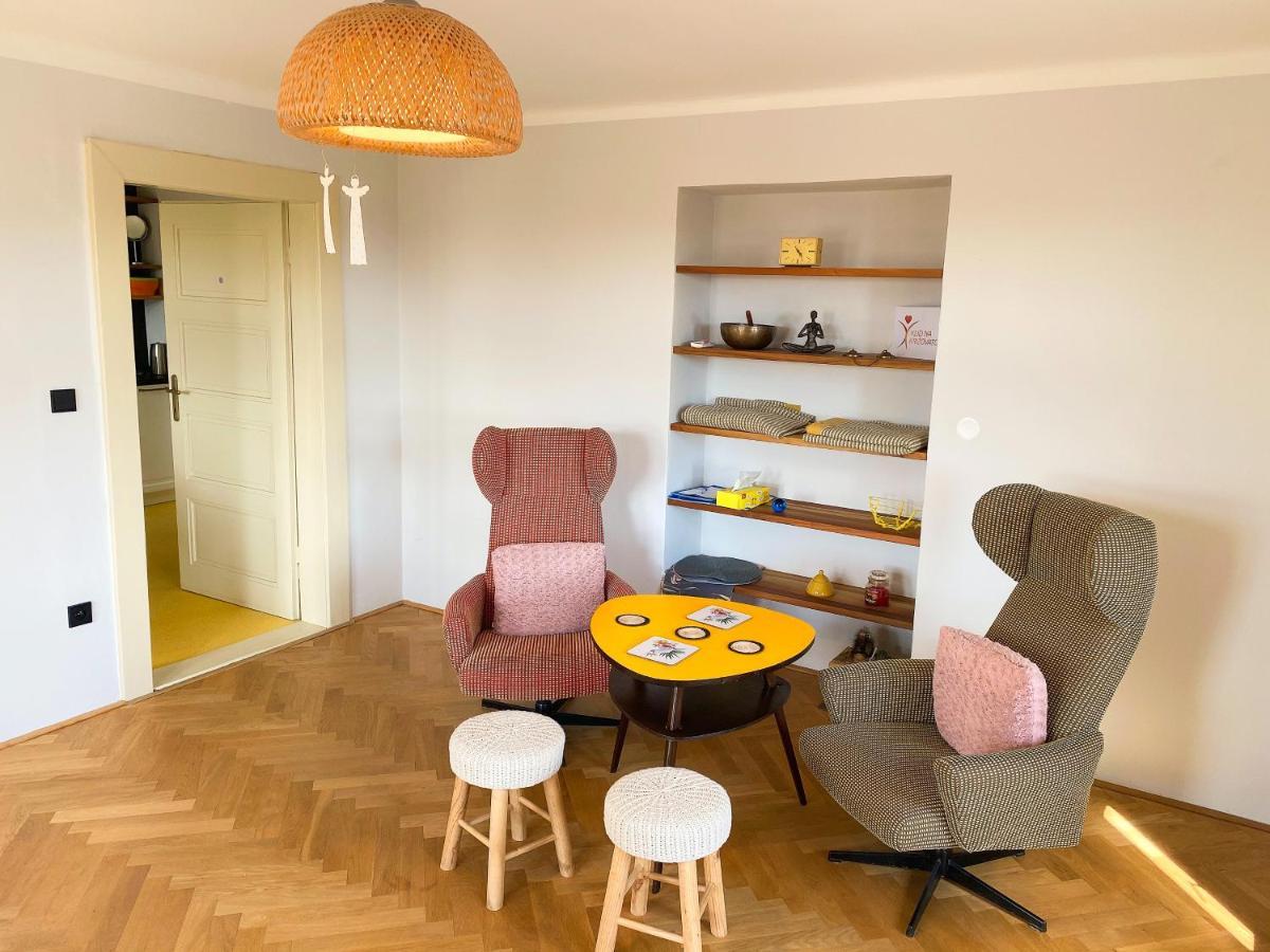 Hradec KrálovéKnk Vibrant Central Spacious Hideaway公寓 外观 照片