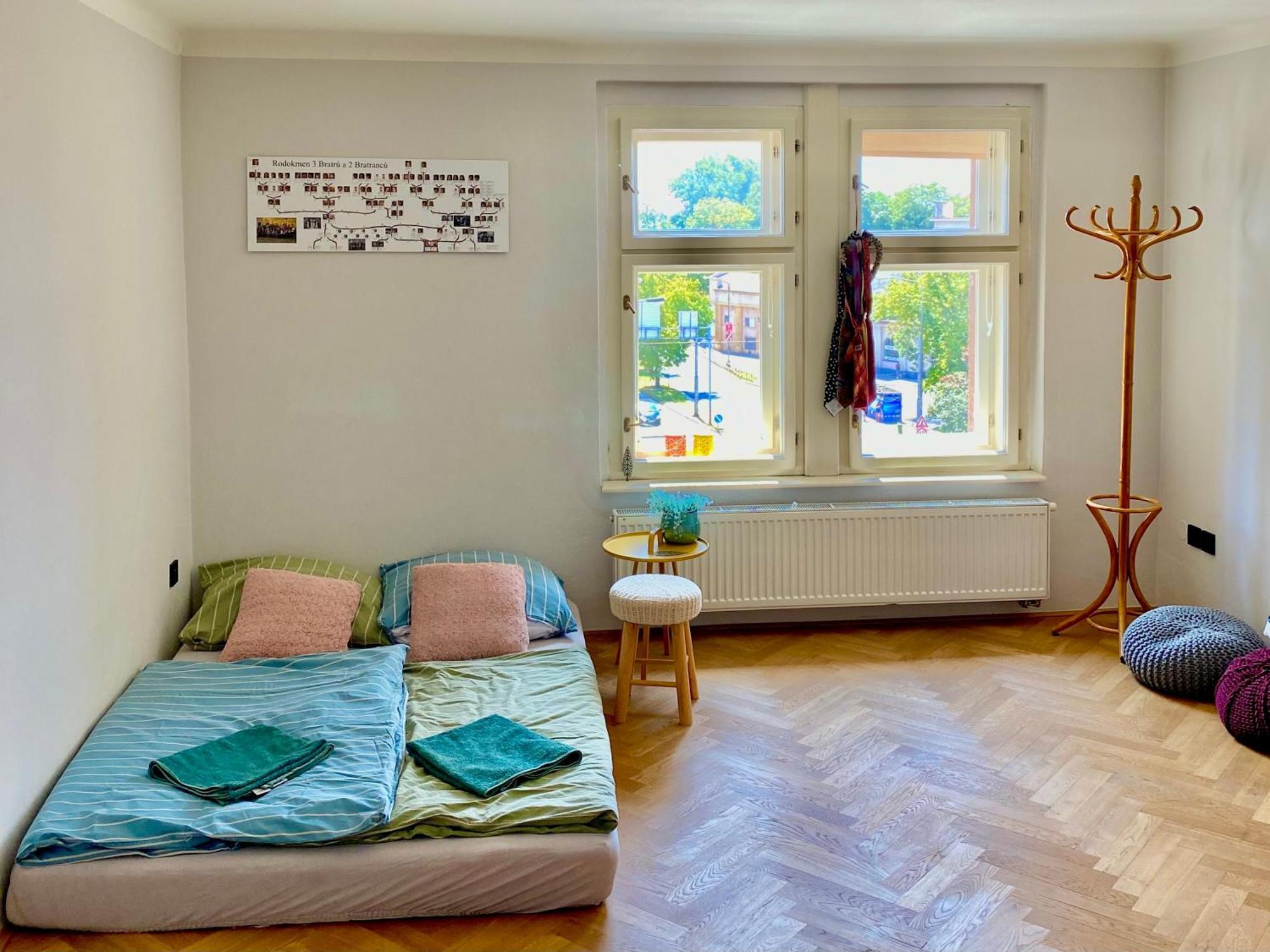 Hradec KrálovéKnk Vibrant Central Spacious Hideaway公寓 外观 照片